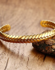 goldplated open bangle armband