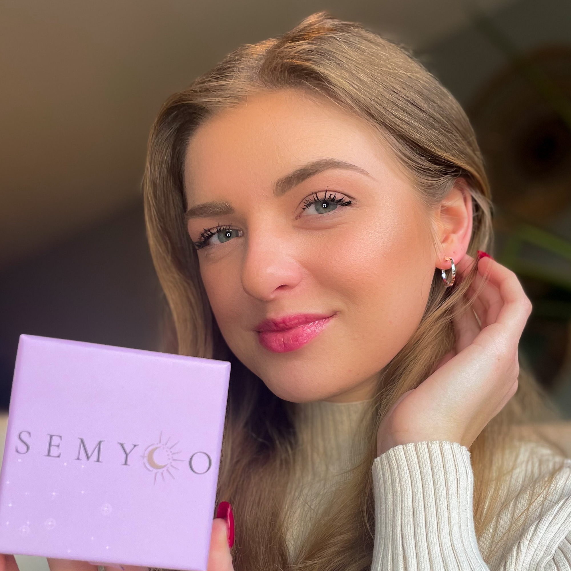 zilveren oorbellen van chirurgisch staal