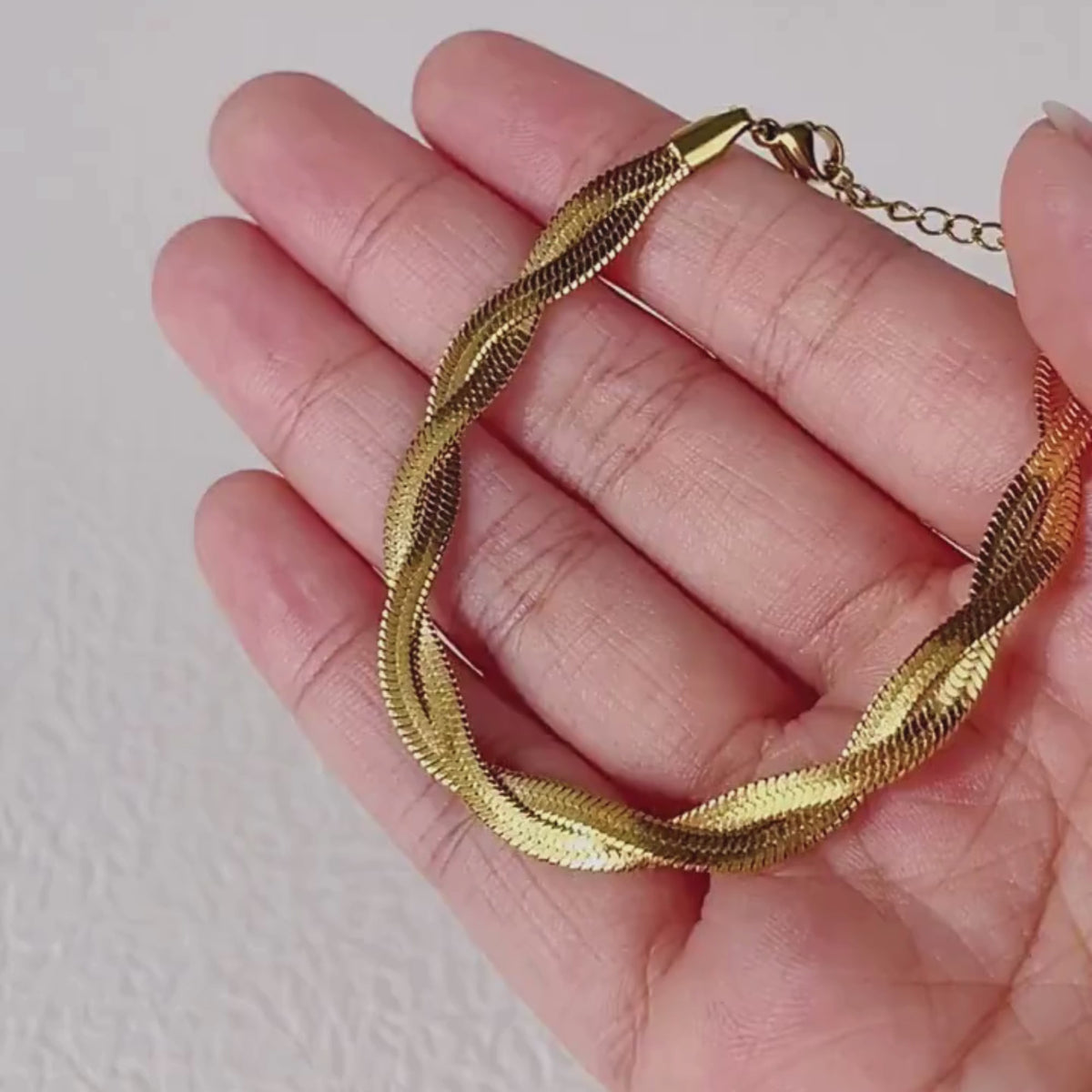 gevlochten armbandje snake structuur goud